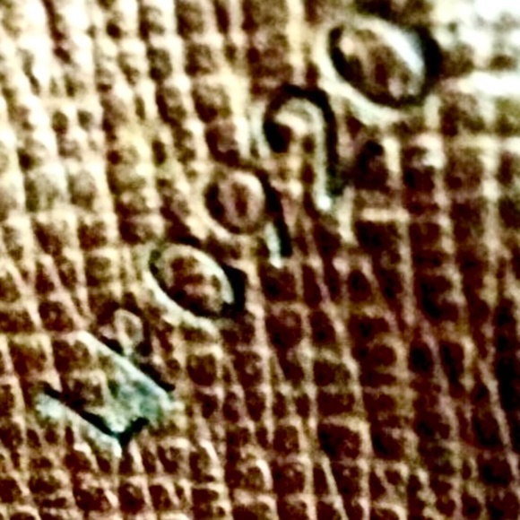 Louis Vuitton Saint Cloud MM Crossbody - Picture 11 of 12